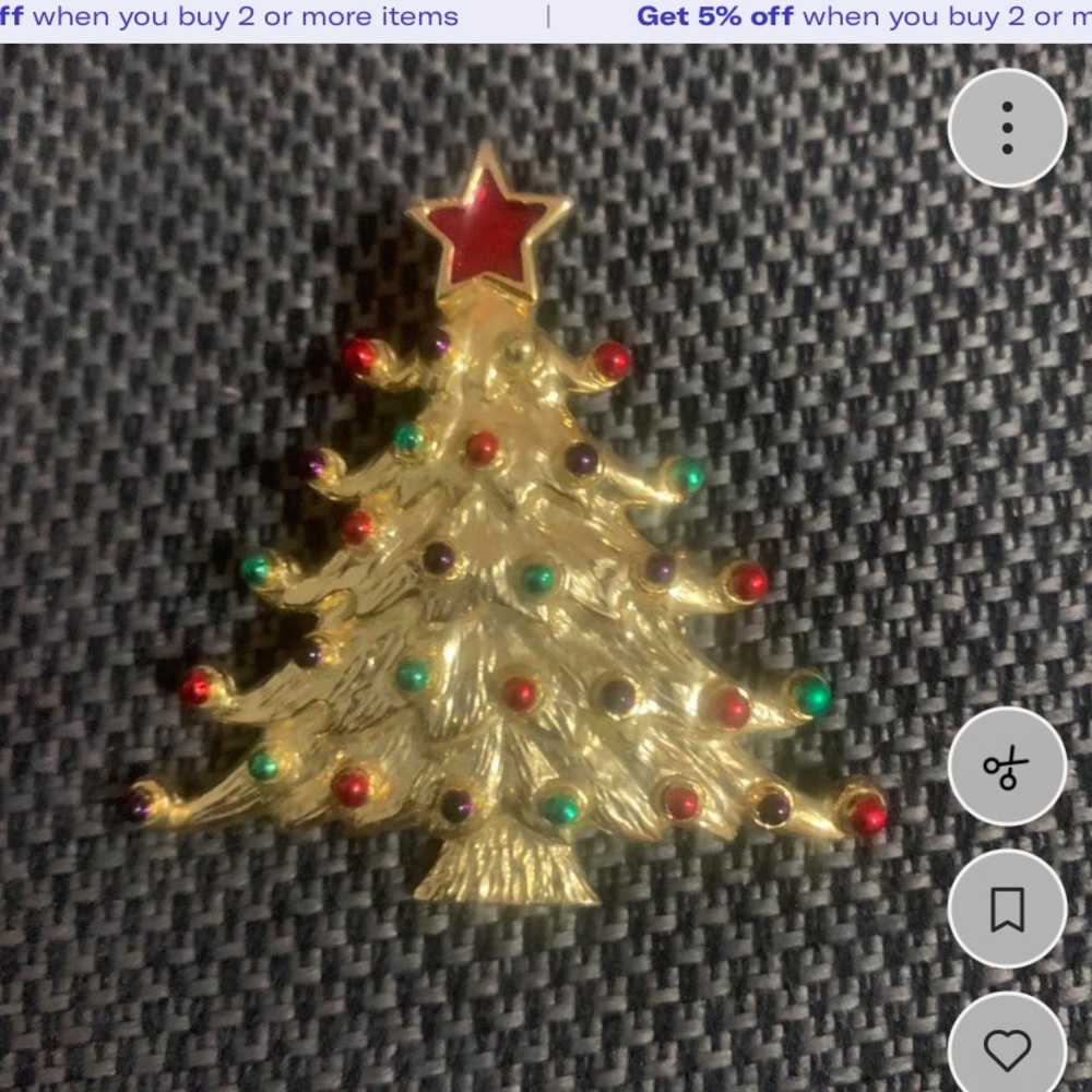 Festive Gold Christmas Tree Brooch